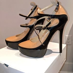 Gorgeous Signature Collection from Shoe Dazzle Heel